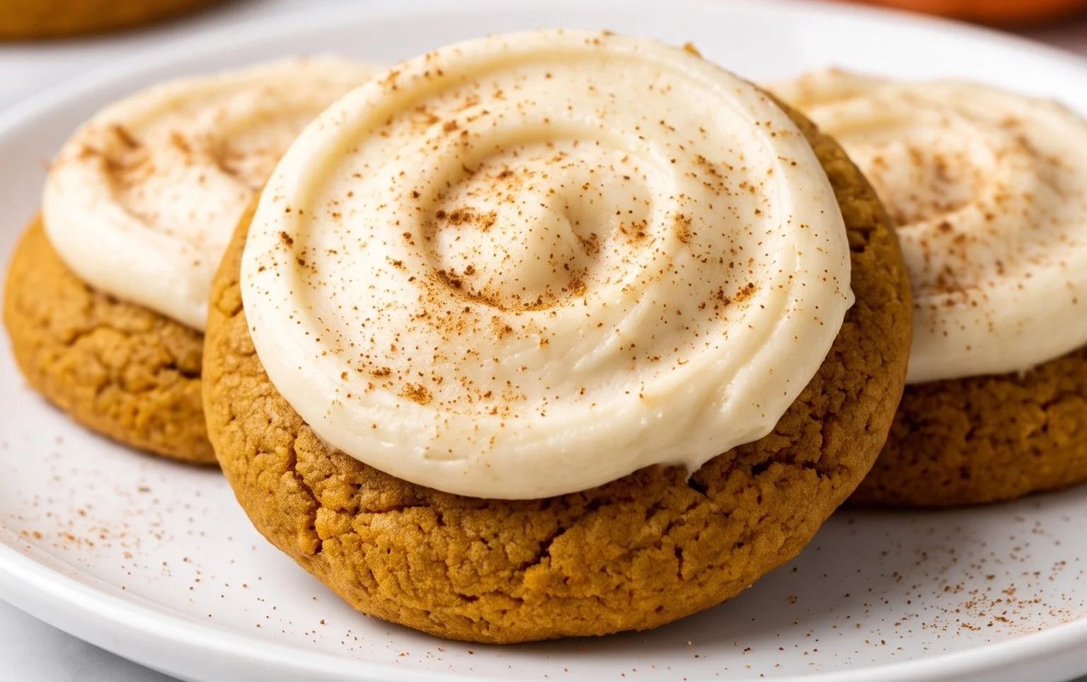 Crumbl pumpkin pie cookies
